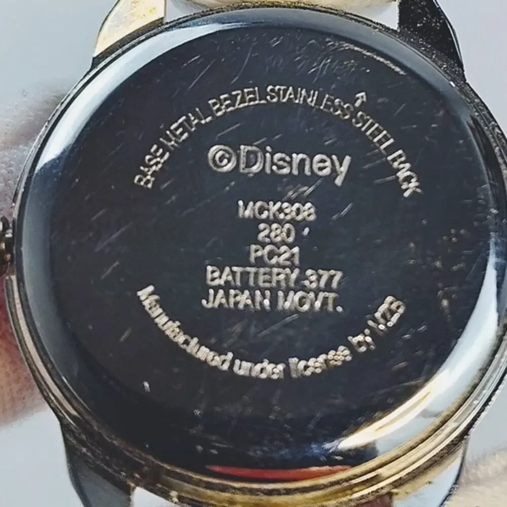 Disney Nurse Minnie Mouse White Watch – Silver Face